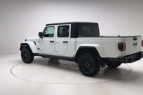 2022 Jeep Gladiator Night Eagle JT 4X4 thumb-5