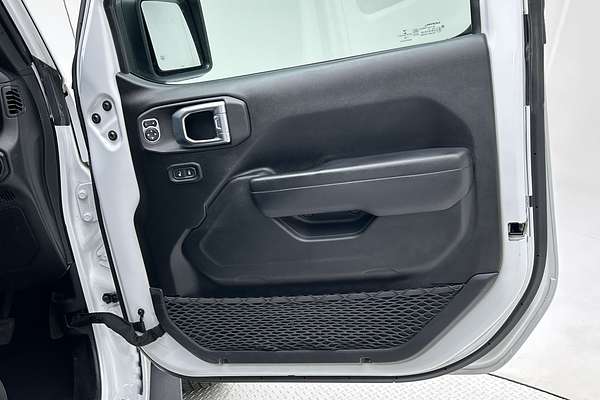 2022 Jeep Gladiator Night Eagle JT 4X4 thumb-18