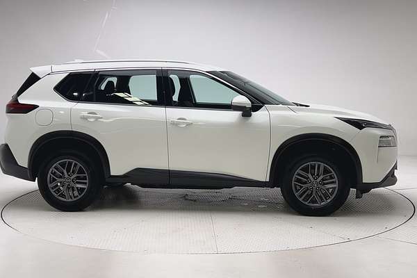 2024 Nissan X-TRAIL ST T33 thumb-8