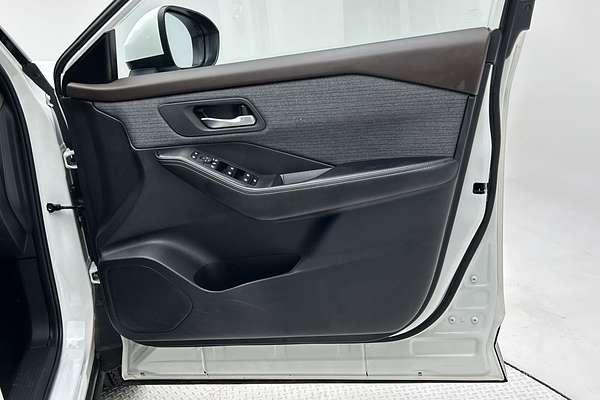 2024 Nissan X-TRAIL ST T33 thumb-18