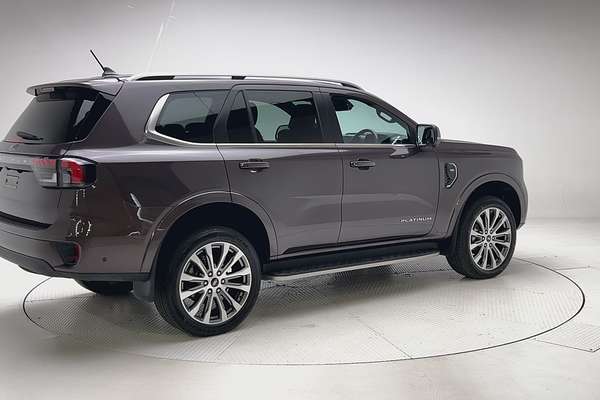 2024 Ford Everest Platinum 3.0L thumb-2