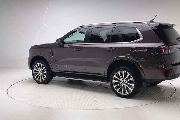 2024 Ford Everest Platinum 3.0L thumb-8