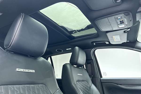 2024 Ford Everest Platinum 3.0L thumb-14