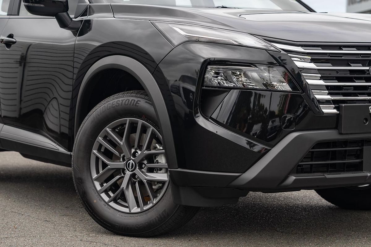 2025 Nissan X-TRAIL ST T33