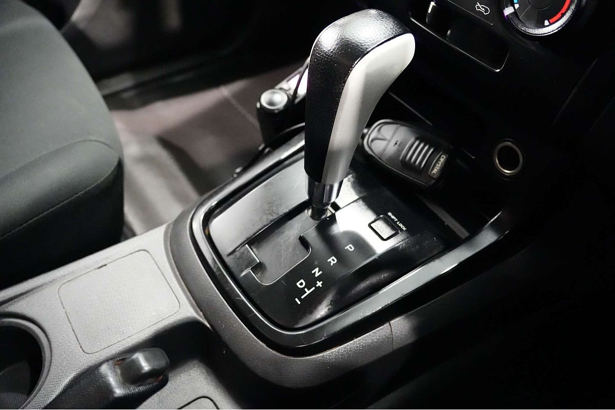 2018 Isuzu D-MAX SX High Ride Rear Wheel Drive