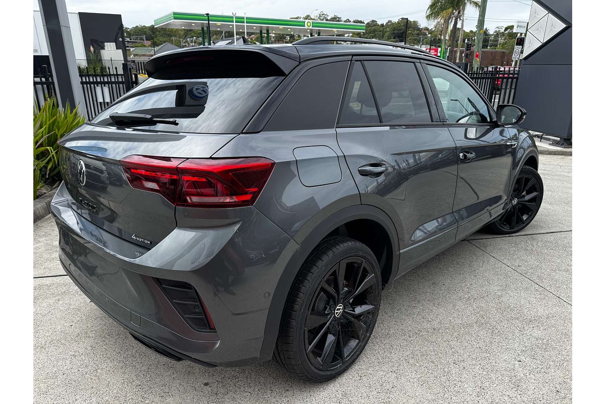 2025 Volkswagen T-Roc 140TSI R-Line D11