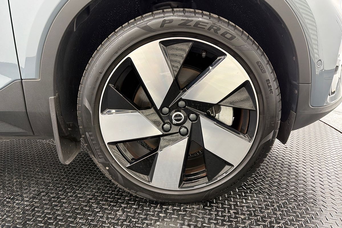 2023 Volvo C40 Recharge Twin