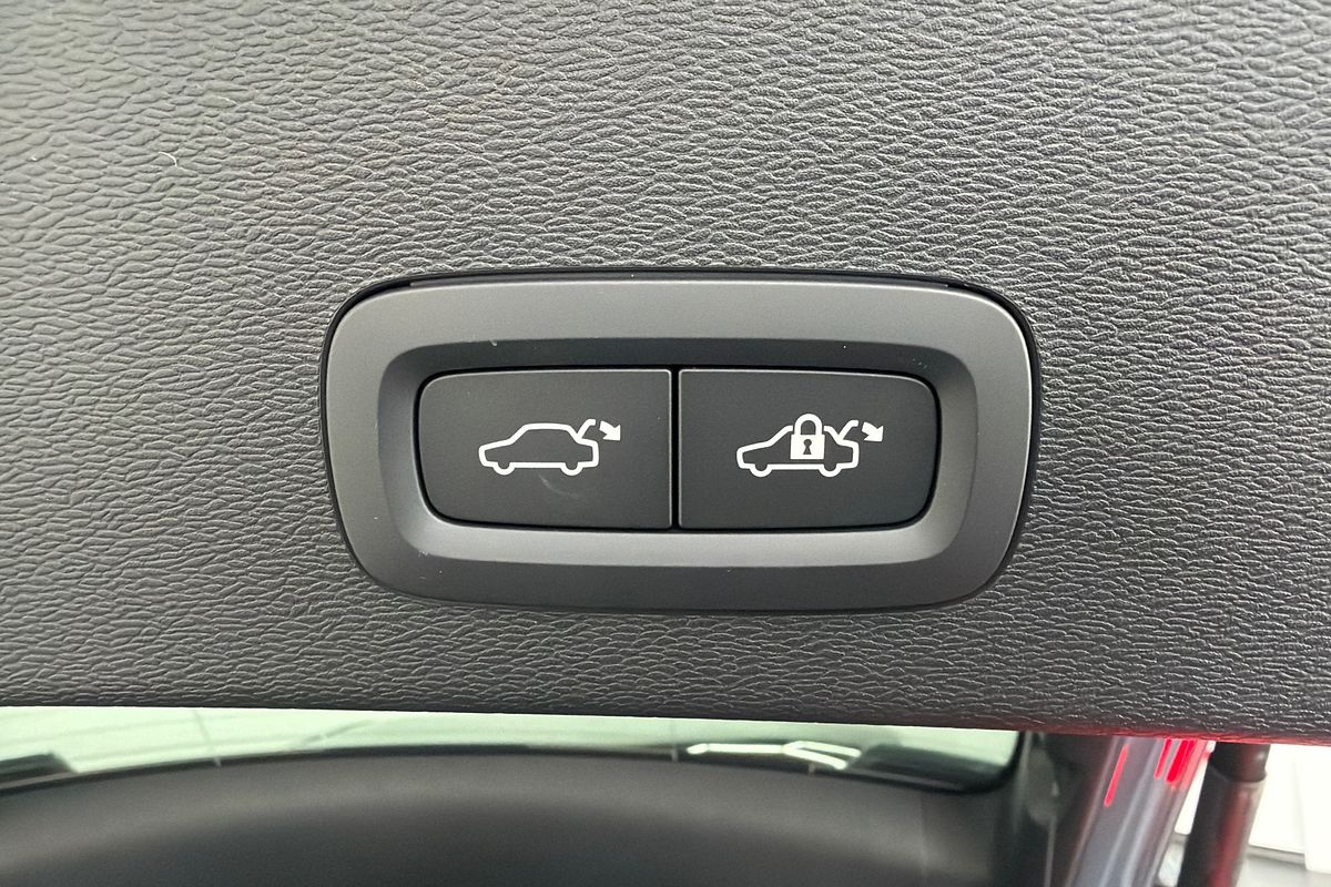 2023 Volvo C40 Recharge Twin