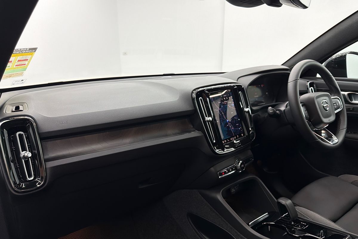 2023 Volvo C40 Recharge Twin