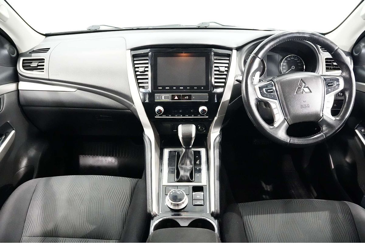 2021 Mitsubishi Pajero Sport GLS QF