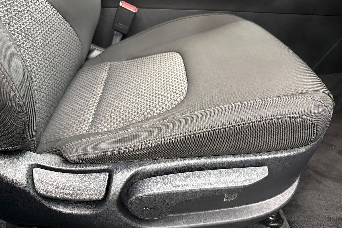 2021 Kia Sportage S NQ5