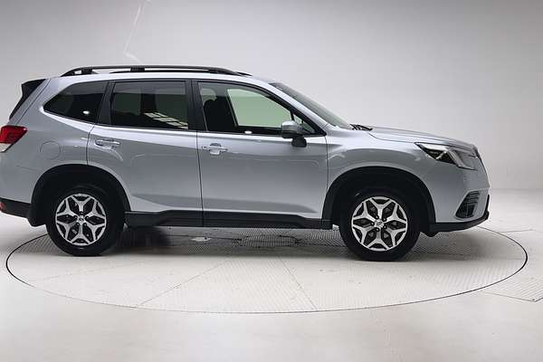 2024 Subaru Forester 2.5i S5 thumb-8