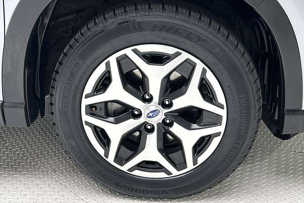 2024 Subaru Forester 2.5i S5 thumb-9