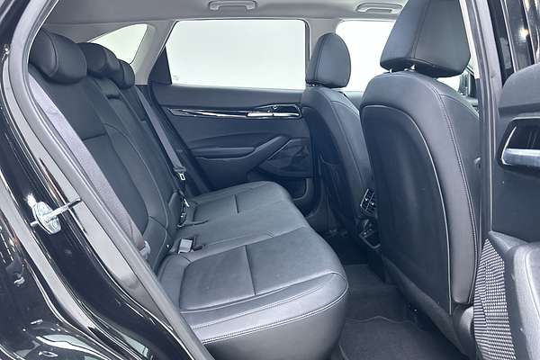 2023 Kia Seltos GT-Line SP2 PE thumb-11