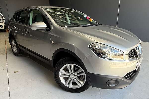 2013 Nissan Dualis ST J10 Series 4