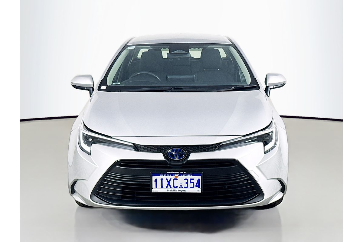 2024 Toyota Corolla Corolla Sedan 1.8L Hyb CVT Ascent Sport