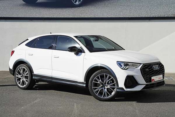 2023 Audi Q3 40 TFSI S line F3