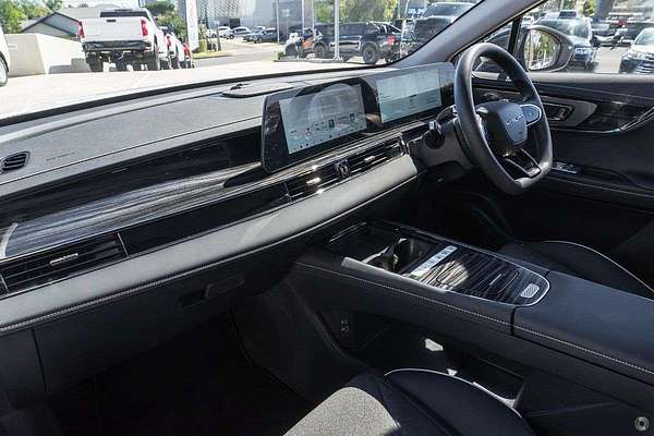 2025 Chery E5 Urban thumb-7