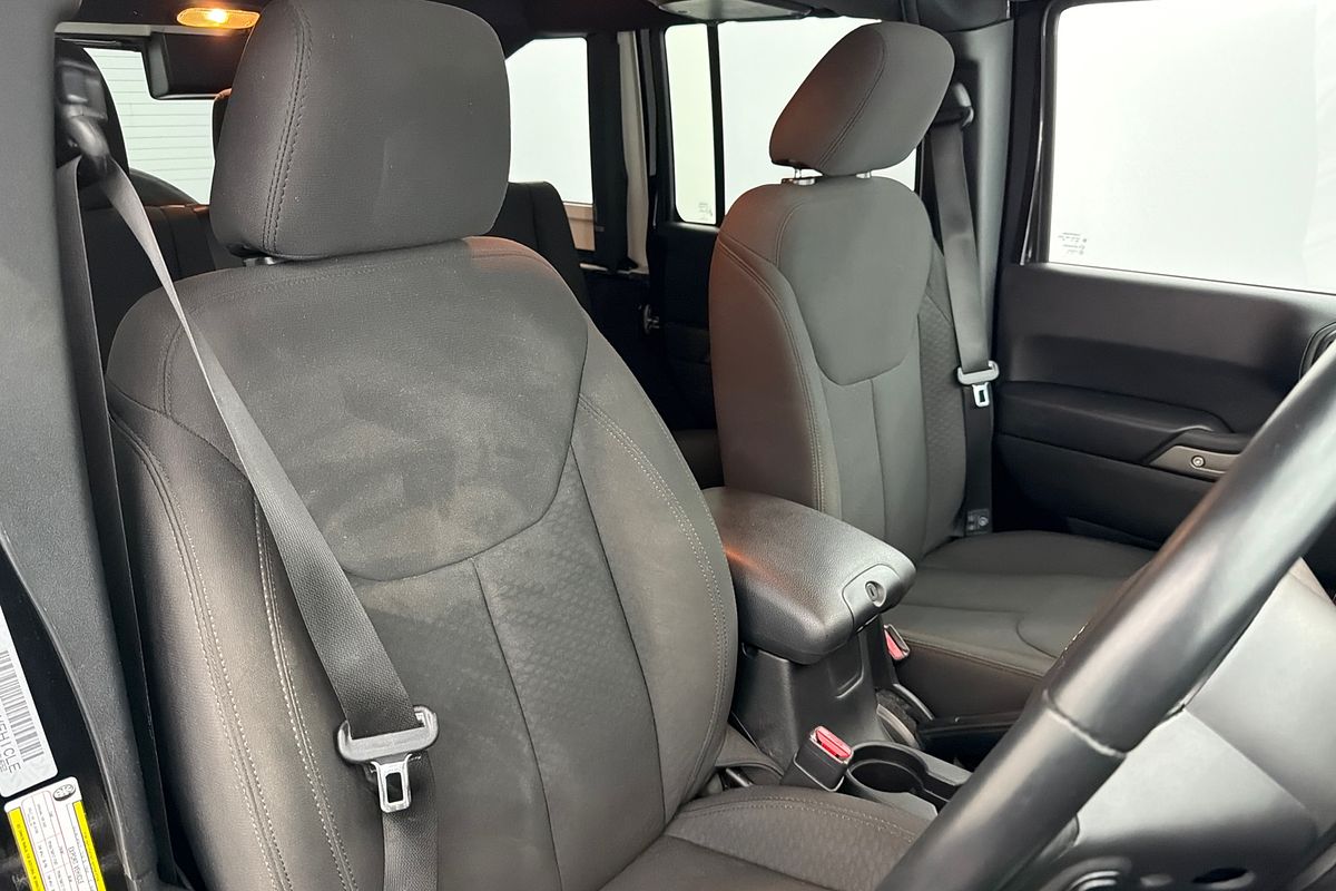 2016 Jeep Wrangler Unlimited Sport JK