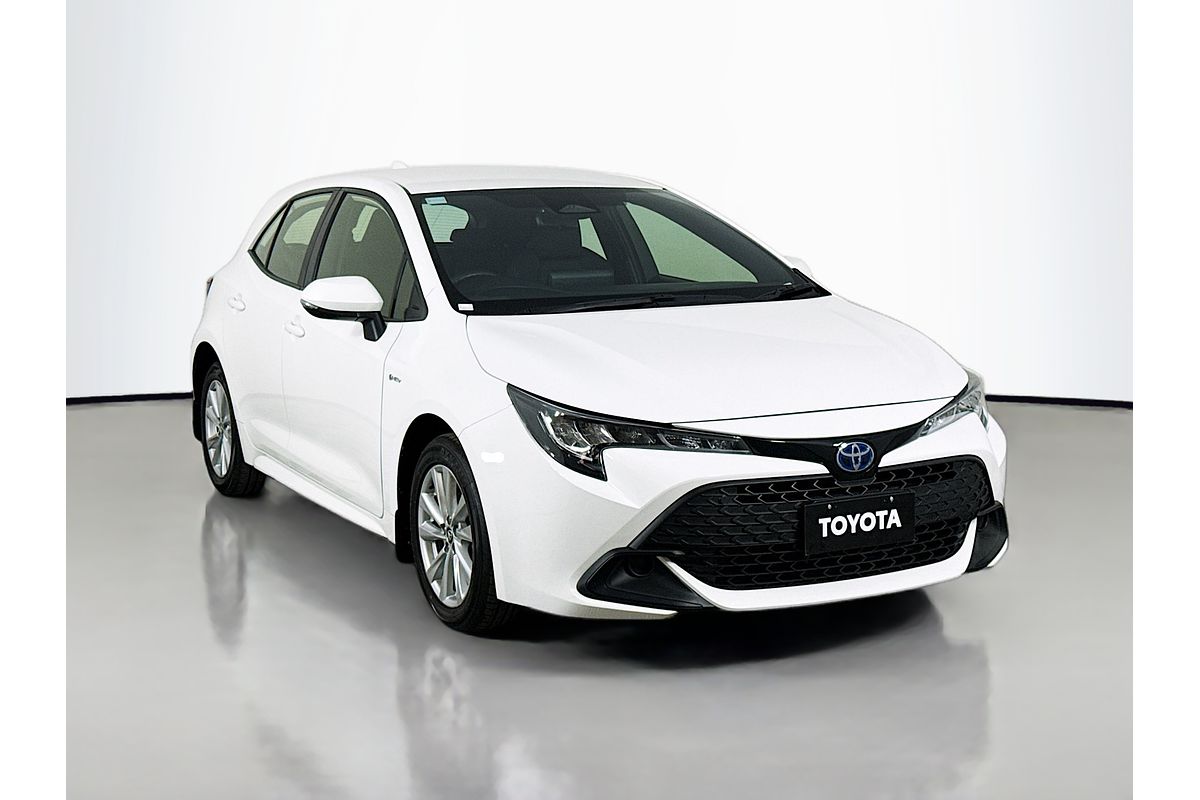 2024 Toyota Corolla Corolla Hatch 1.8L Hyb CVT Ascent Sport