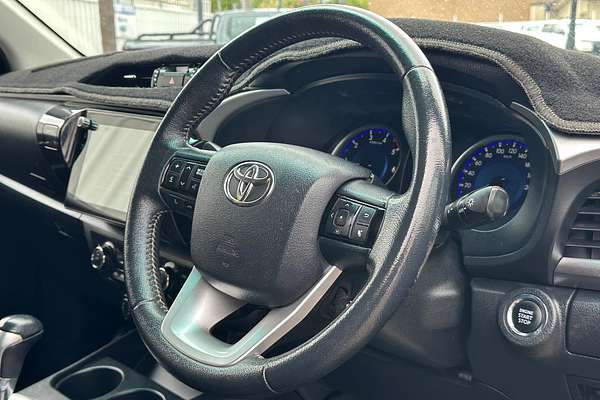 2017 Toyota Hilux SR5 GUN126R 4X4 thumb-3