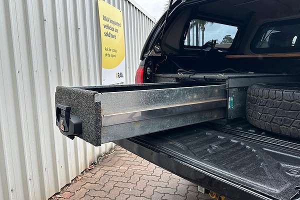2017 Toyota Hilux SR5 GUN126R 4X4 thumb-14