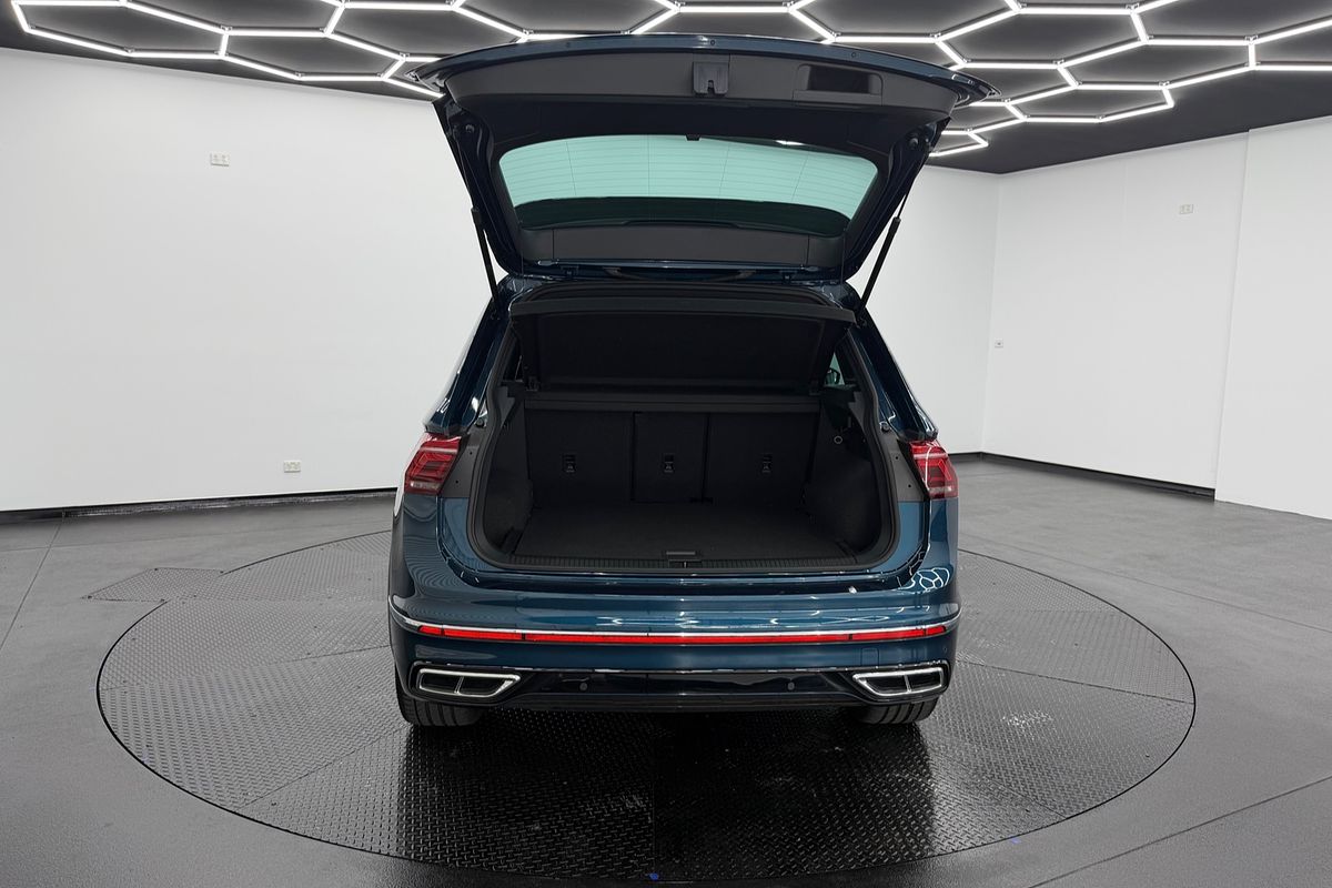 2023 Volkswagen Tiguan 162TSI R-Line 5N