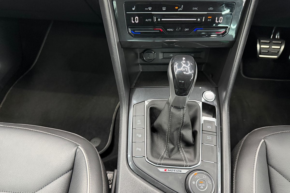 2023 Volkswagen Tiguan 162TSI R-Line 5N