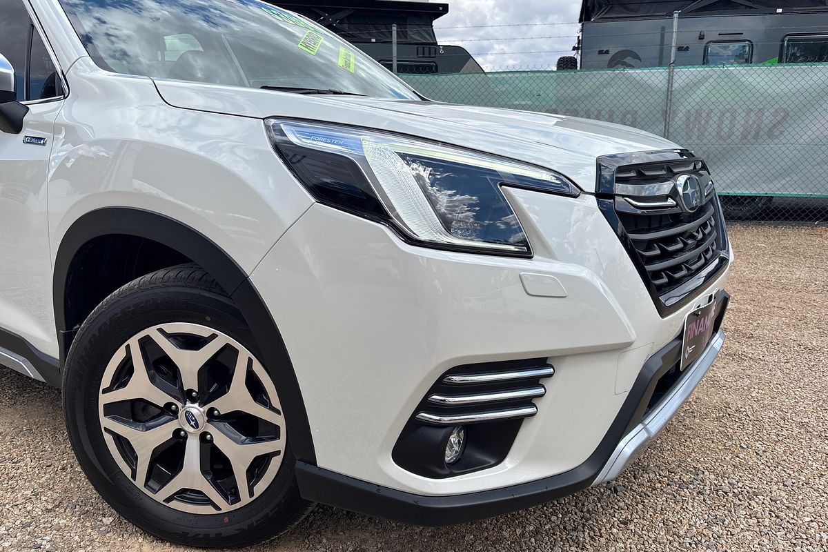 2022 Subaru Forester Hybrid L S5