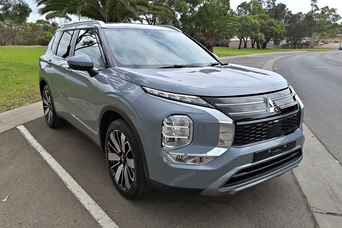 2025 Mitsubishi Outlander Aspire ZM