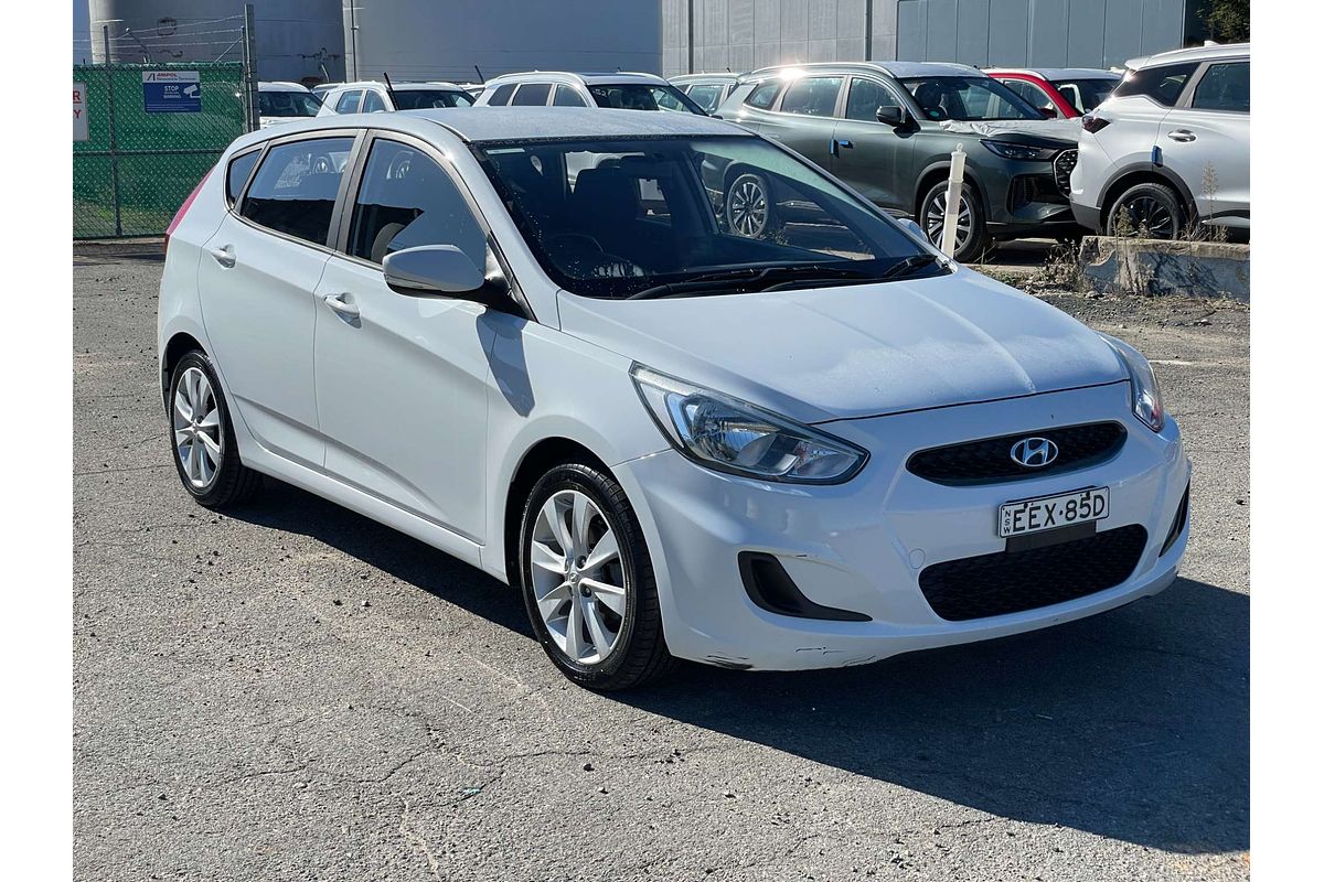 2019 Hyundai Accent Sport RB6