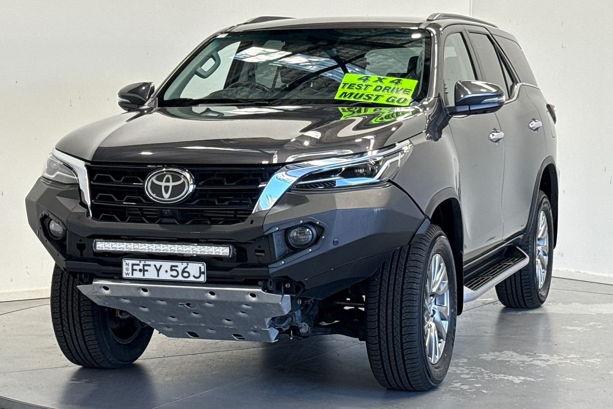 2024 Toyota Fortuner Crusade GUN156R