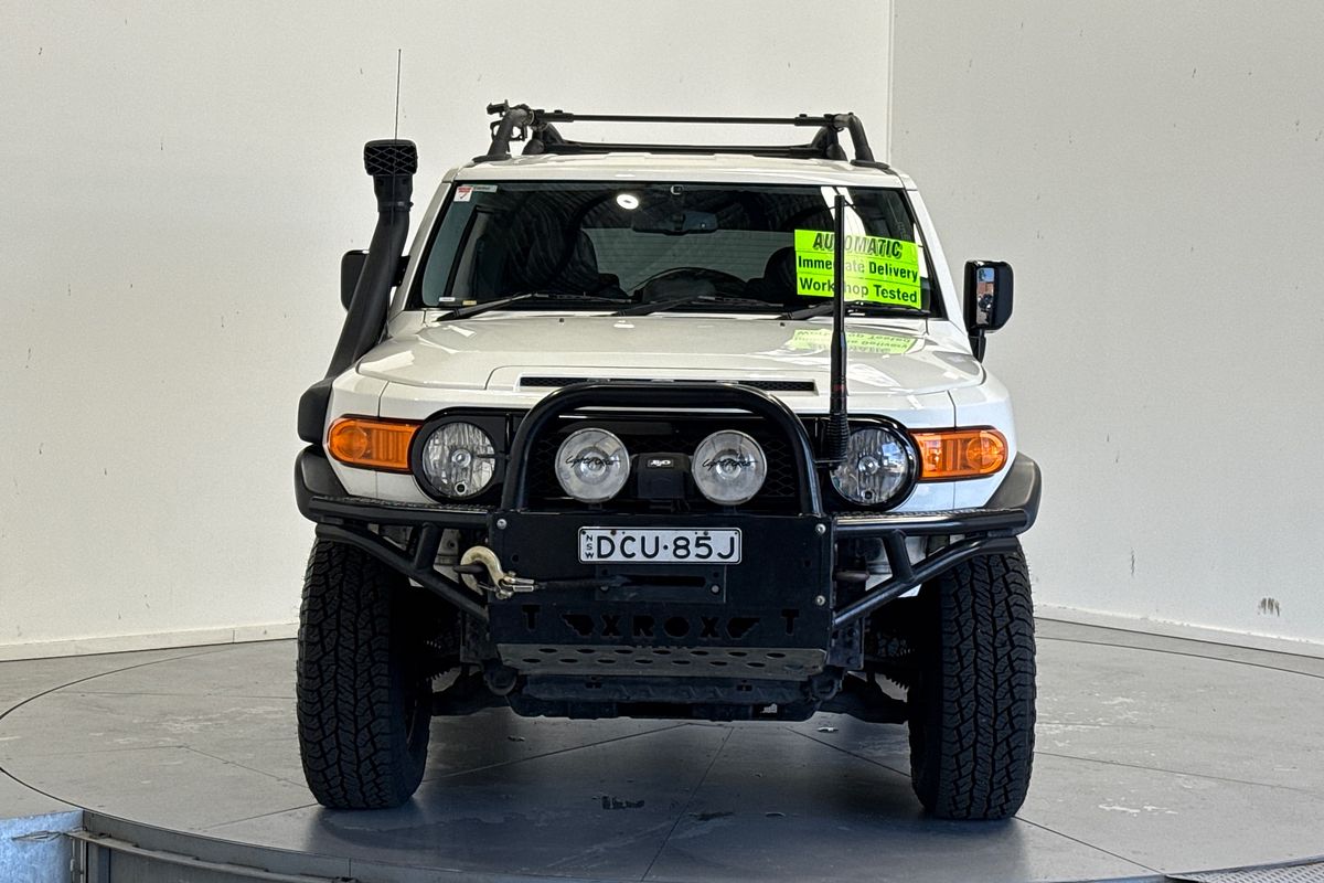 2015 Toyota FJ Cruiser GSJ15R