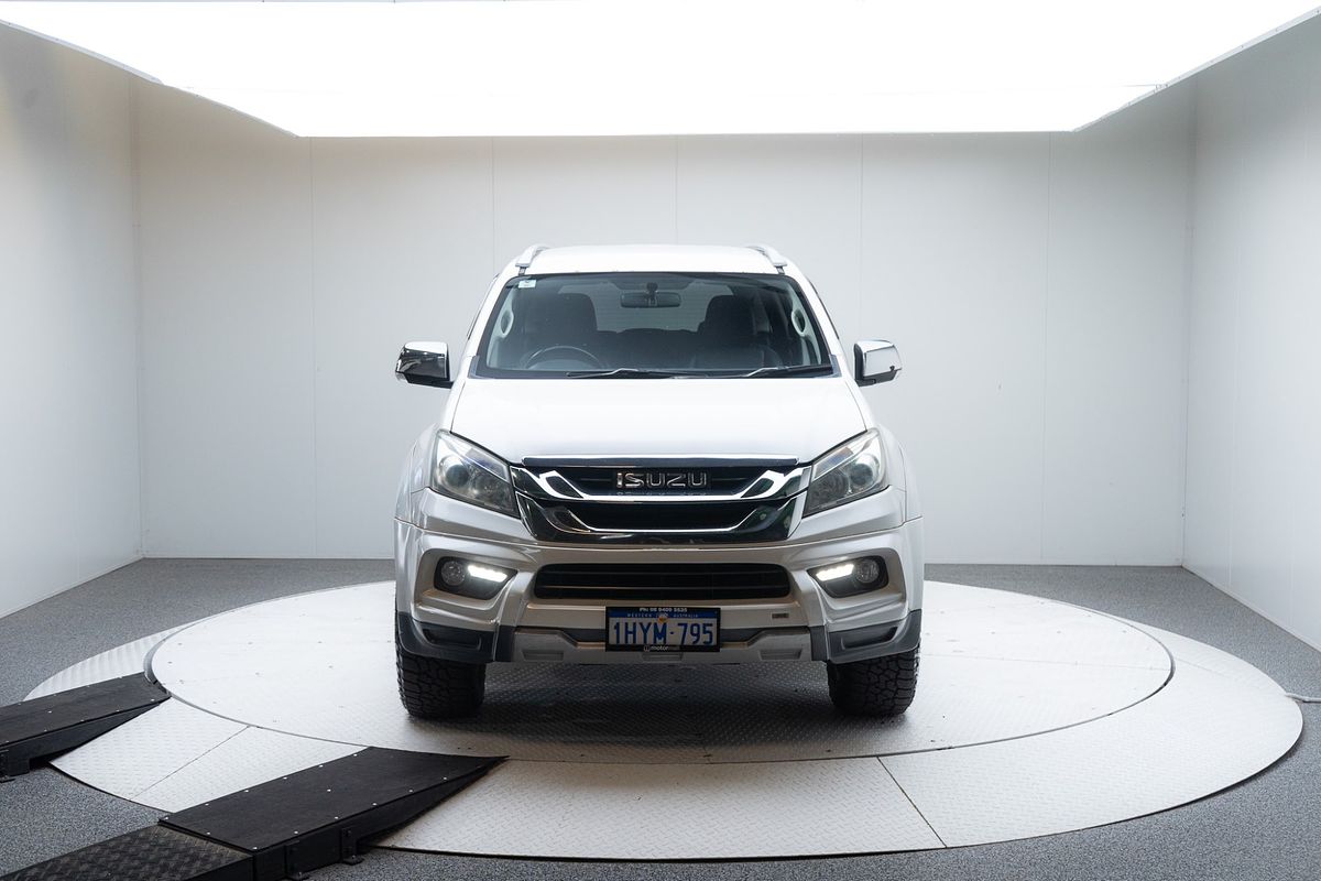 2017 Isuzu MU-X LS-T