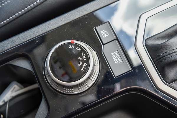 2025 Mitsubishi Triton GLS MV 4X4 thumb-14