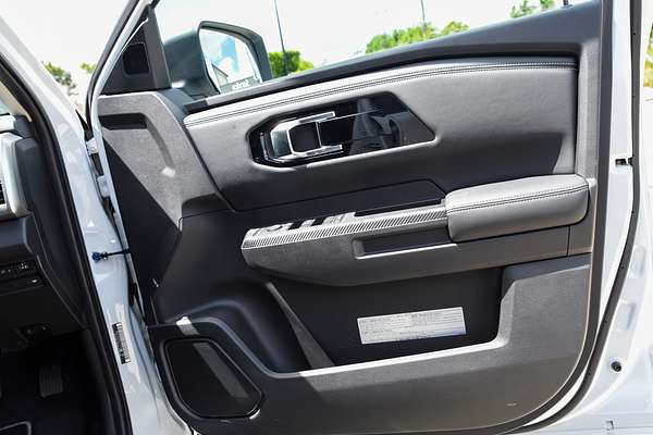 2025 Mitsubishi Triton GLS MV 4X4 thumb-15