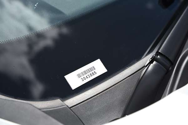 2025 Mitsubishi Triton GLS MV 4X4 thumb-21