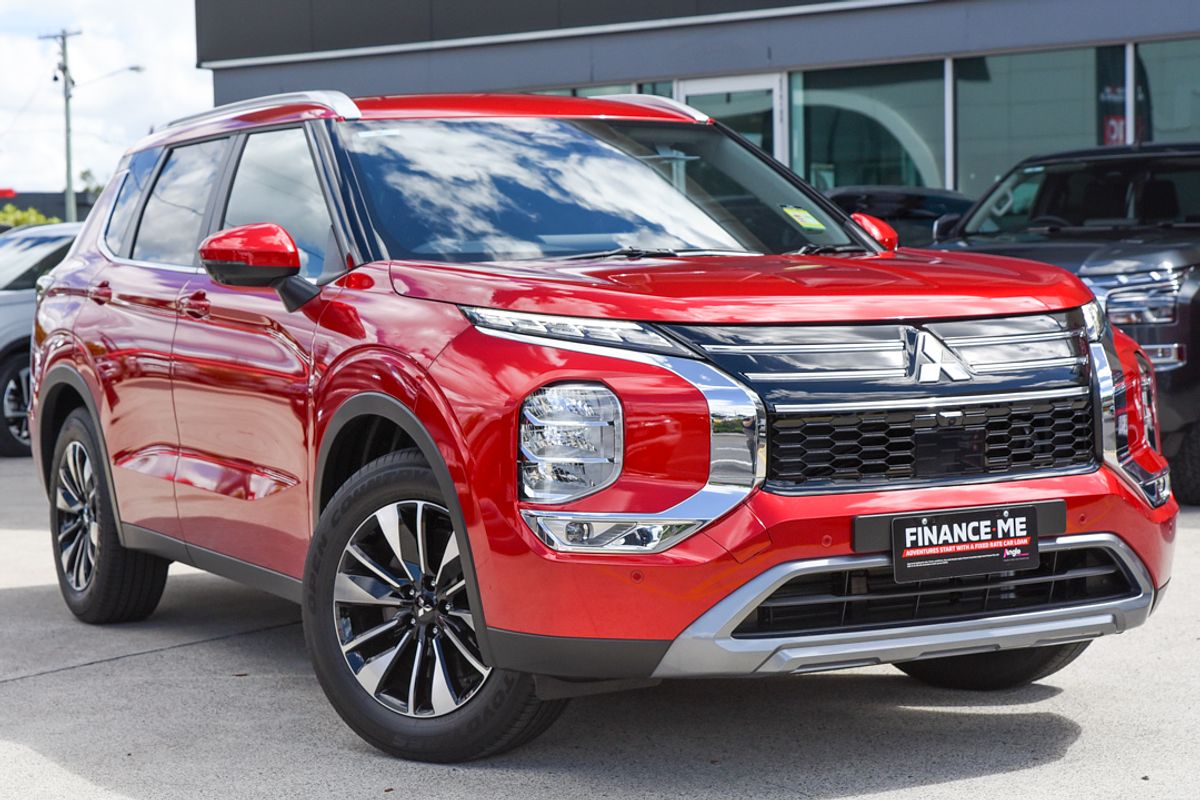 2025 Mitsubishi Outlander LS ZM