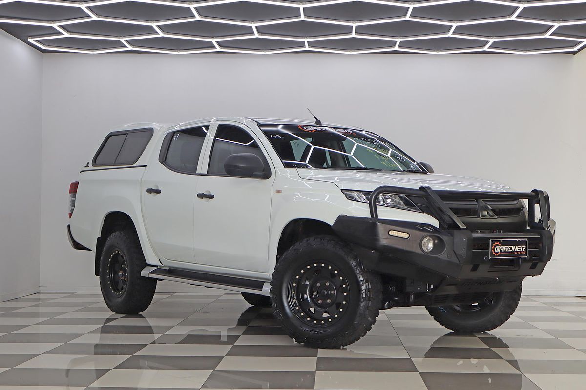 2020 Mitsubishi Triton GLX ADAS MR 4X4