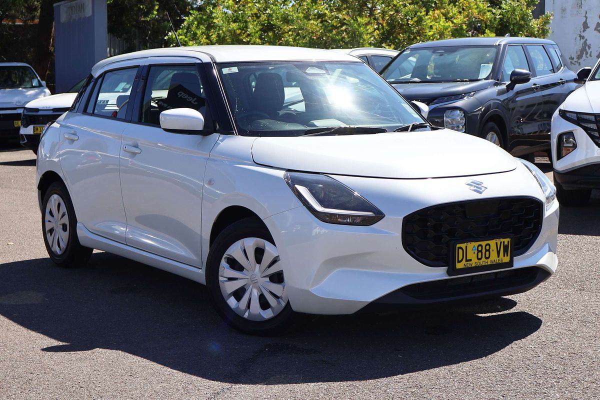 2024 Suzuki Swift Hybrid UZ