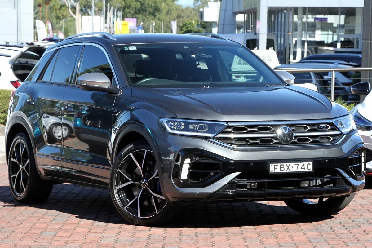 2023 Volkswagen T-Roc 140TSI R-Line D11