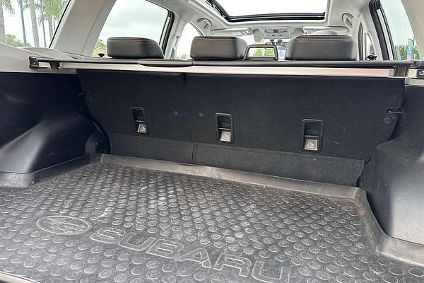 2015 Subaru Forester XT Premium S4 thumb-10