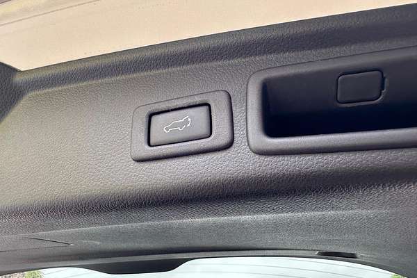 2015 Subaru Forester XT Premium S4 thumb-12