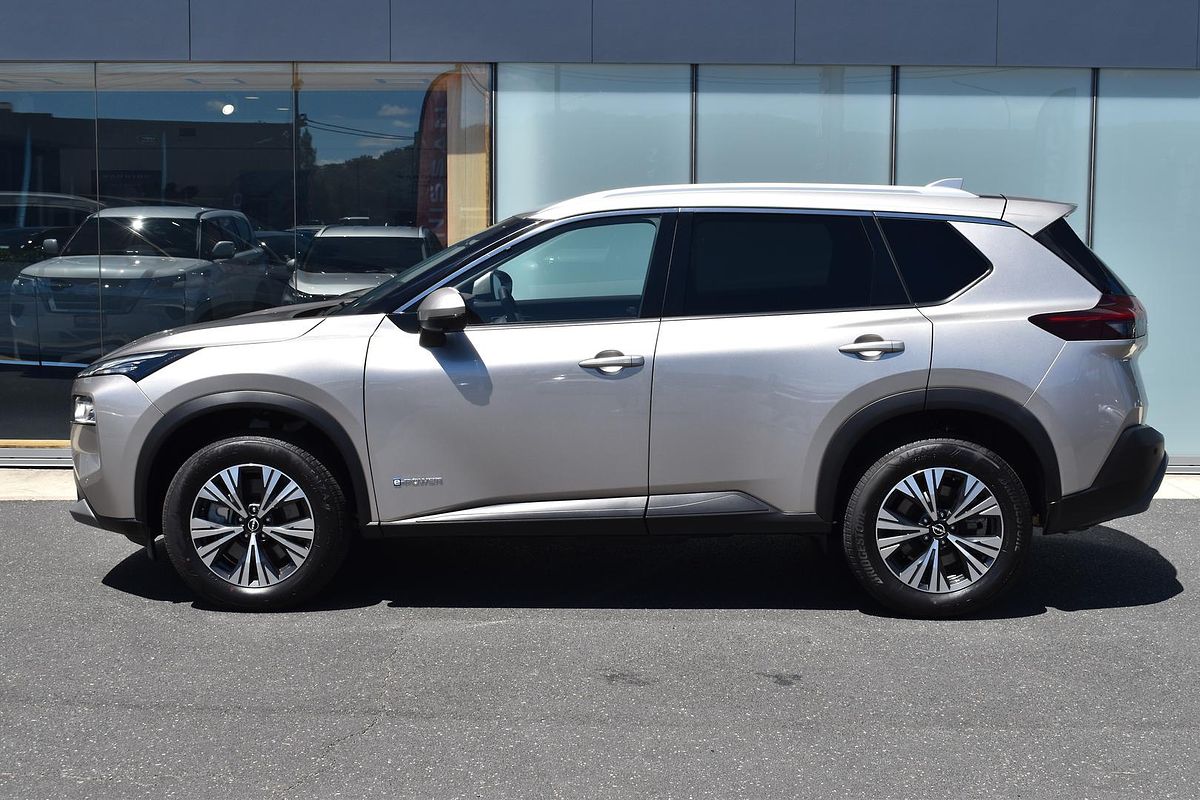 2025 Nissan X-TRAIL ST-L e-POWER T33