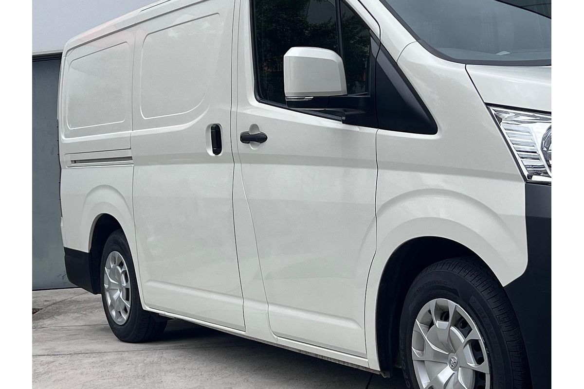 2022 Toyota Hiace GDH300R LWB