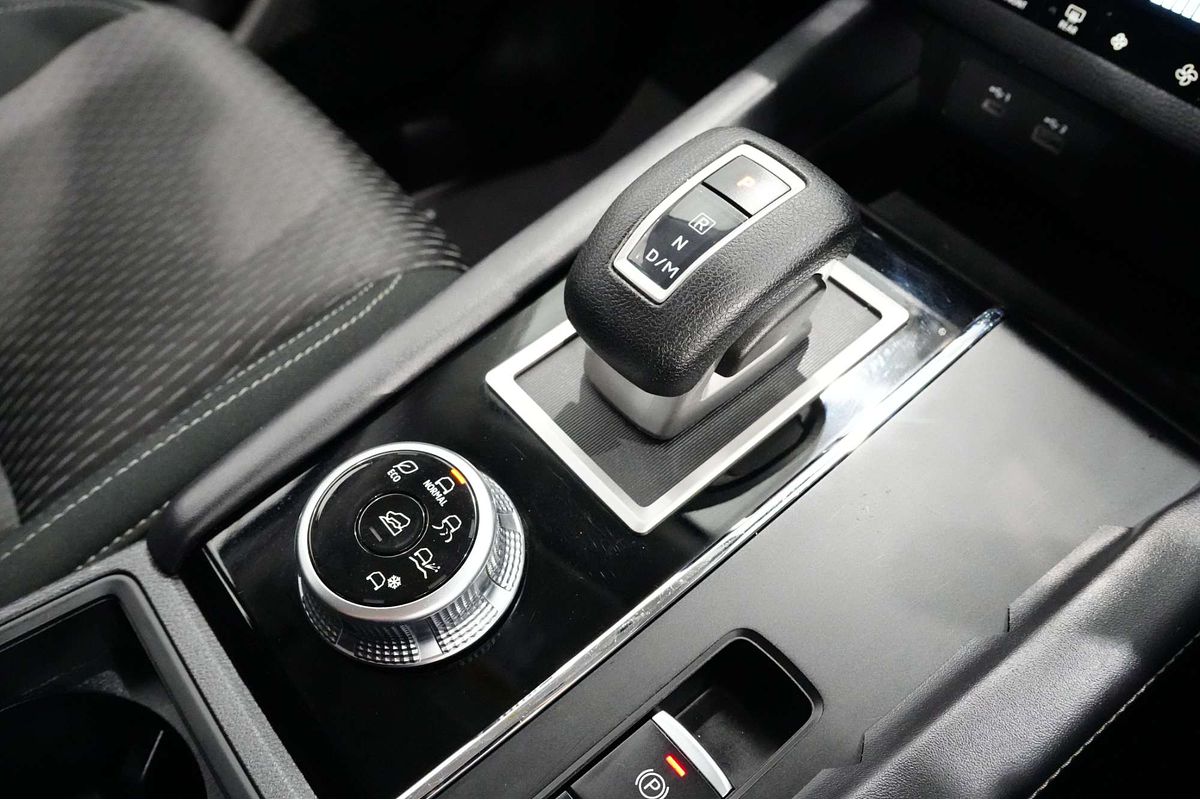 2023 Mitsubishi Outlander ES ZM