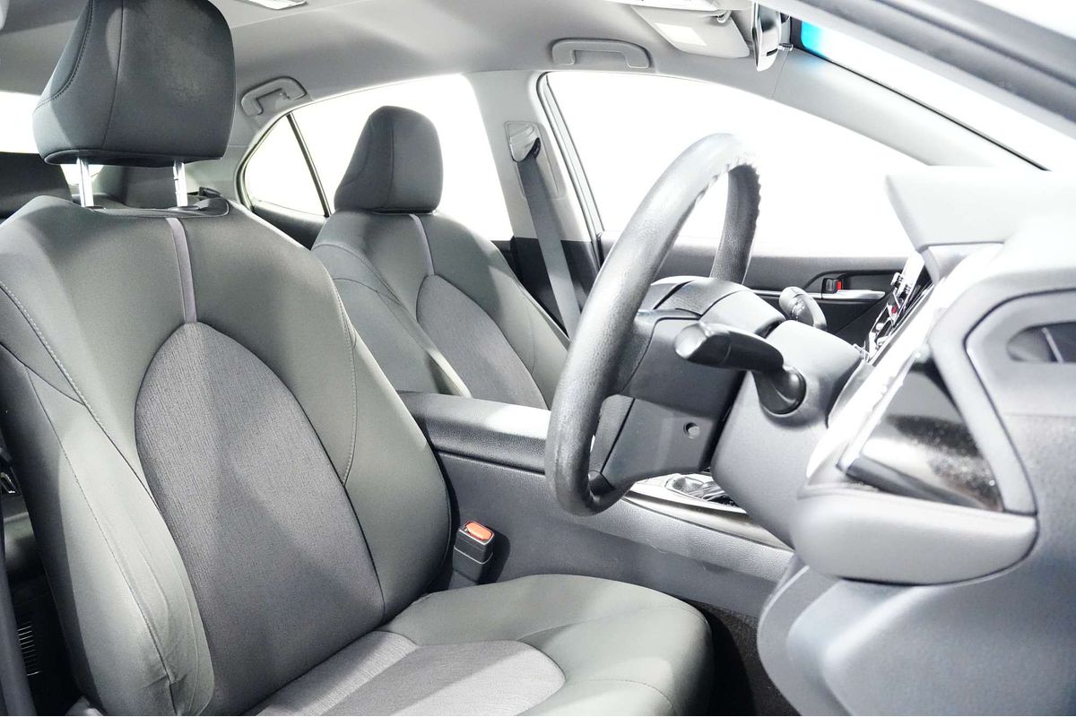 2021 Toyota Camry Ascent AXVH70R