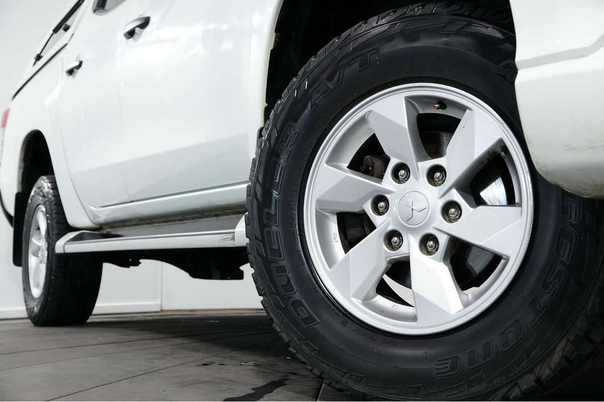 2022 Mitsubishi Triton GLX+ MR 4X4