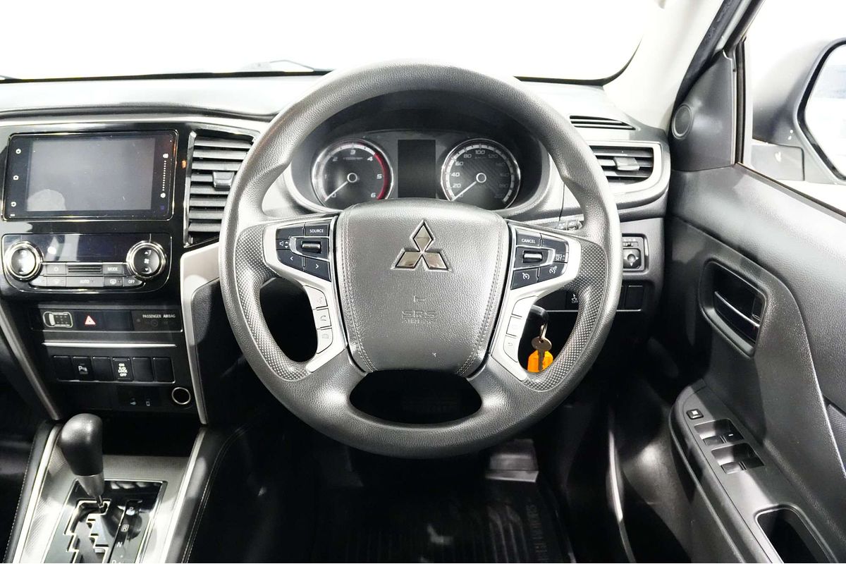 2022 Mitsubishi Triton GLX+ MR 4X4