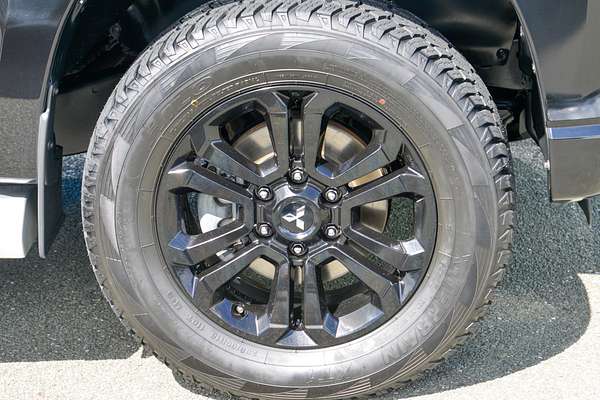 2022 Mitsubishi Triton GLX-R MR 4X4 thumb-3